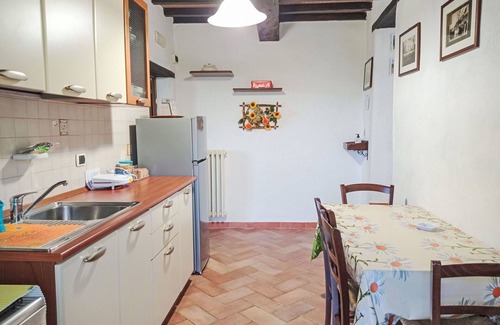 Pieve di Chio Villa | Stunning private villa for 8 guests with WIFI, private pool, patio, pets allowed and parking