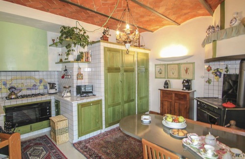 San Momme Villa | Stunning private villa for 10 guests with private pool, WIFI and TV