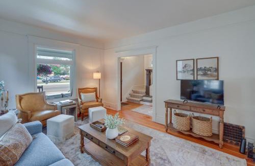 Red Lodge House | Stunning Red Lodge House with Hot Tub Walk to Town