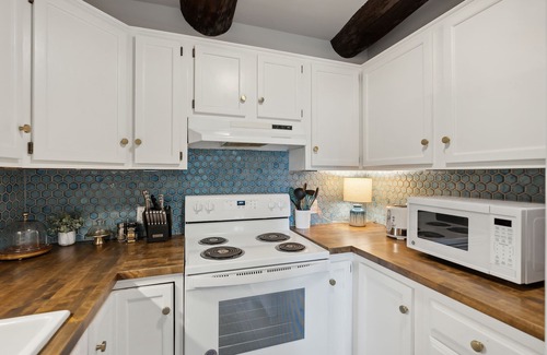 Cumberland Center Apartment | Stunning, relaxing riverfront retreat