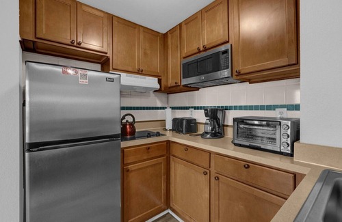 Florida Center Apartment | Stunning Resort Two Bedroom condo near Universal & Disney
