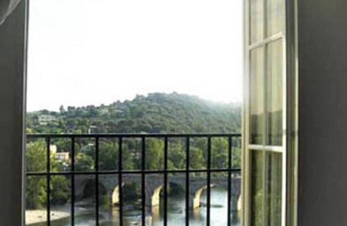 Roquebrun House | Stunning River and Vineyard Views