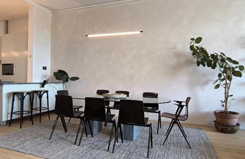 Sint-Andries Apartment | Stunning Riverview apartment