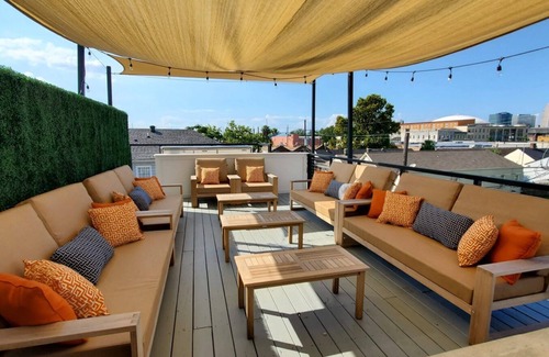 Faubourg Lafayette House | Stunning Rooftop Home with Incredible City VIEWS