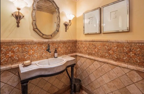 Scottsdale Ranch House | Stunning Scottsdale estate/one of a kind/close to best shopping and attractions