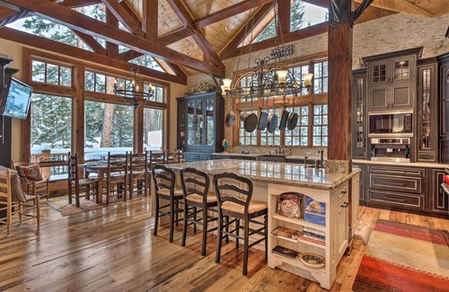 Mountain Village House | Stunning Ski-In/Ski-Out Mtn Retreat in Telluride!