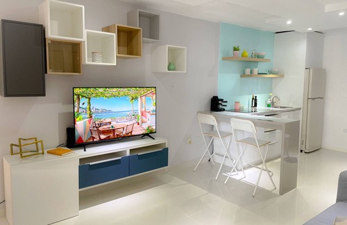 Condado Apartment | Stunning Studio w balcony for 2, 1 Queen Bed,1 Bathroom 5 mins to the beach