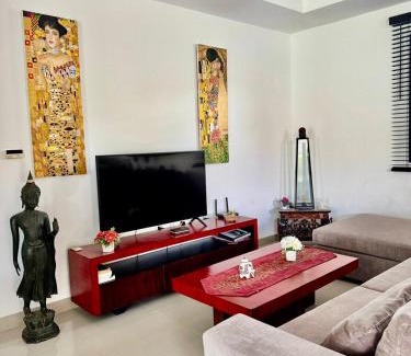 Cherngtalay Villa | Stunning 2-Bedroom Pool Villa