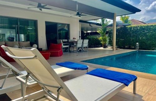 Cherngtalay Villa | Stunning 2-Bedroom Pool Villa