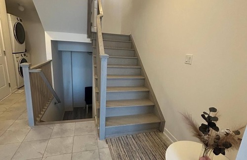 Halton Regional Municipality House | Stunning Townhouse available for short term rent (July & August)