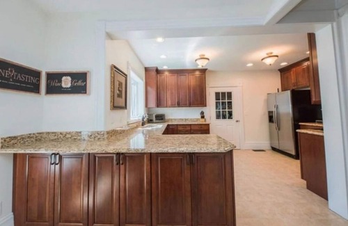 Sackets Harbor House | Stunning Victorian with pool!