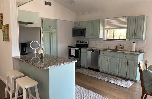 Canyon Lake House | Stunning view of Canyon Lake! Game room-Fire pit-Feed deer