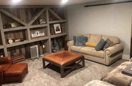 Hideout House | Stunning View of Deer Valley - Minutes to the Lifts - Like New Townhome