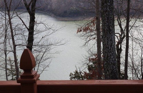 Nancy House | Stunning View of Lake Cumberland Within 1/8 Mile of Public Boat Ramp!