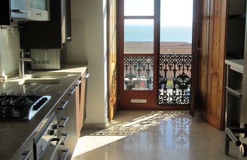 Se Apartment | Stunning view to Tagus River