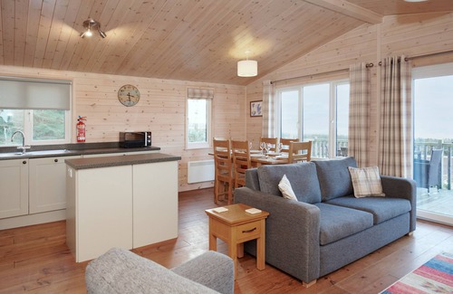 Forres Cabin | Stunning views from exclusive hot tub, idyllic, stylish and private