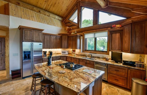Pleasant Valley House | STUNNING views from luxury log home on 44 acres! Two masters! Over 4000 sq feet.