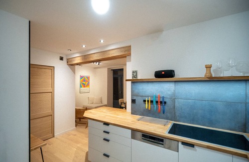 Leysin Apartment | Stunning views of Swiss Alps in this contemporary and stylish apartment.