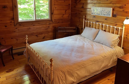 Douro-Dummer Cottage | Stunning Views + Star Filled Nights on Stony Lake