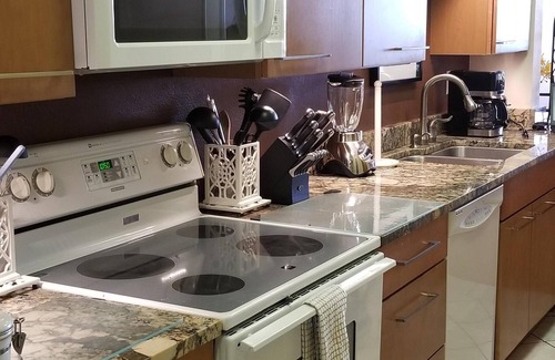 Key Largo Condo | Stunning Views w/Private Boat Slip. Newly Refreshed. Clean!