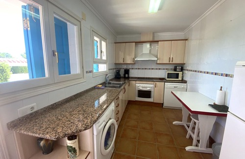 L Almadrava House | Stunning Villa in Ametlla de Mar - Private Pool, BBQ, 4 Bedrooms, A/C, Close to Beaches and Activities
