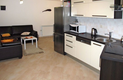 Nerezise House | Stunning villa for 8 guests with private pool, A/C, WIFI, TV, terrace and parking