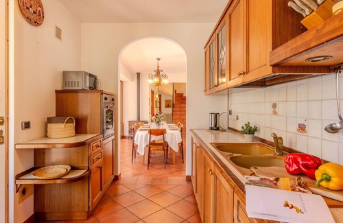 Cima House | Stunning villa for 8 guests with WIFI, TV, terrace and parking