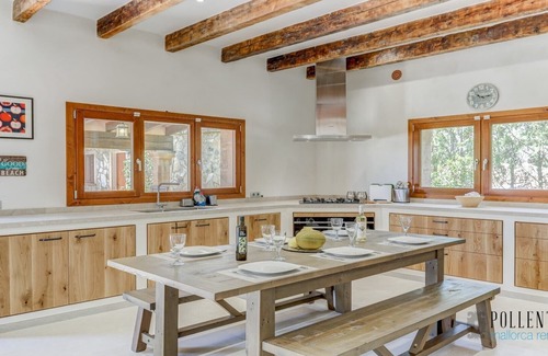 Crestatx Villa | Stunning Villa, with large pool & gardens