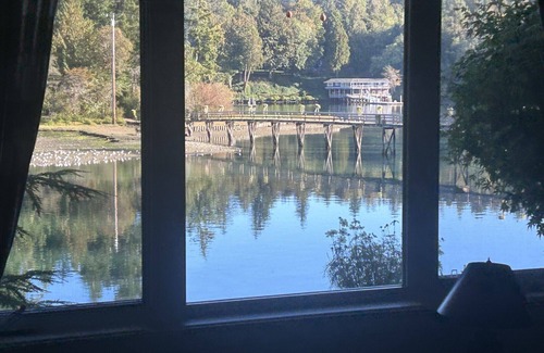 Rollingbay House | Stunning Waterfront Retreat In Port Madison Bainbridge Island-Furnished