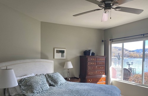 Vernon House | Stunning Waterfront on Vernon's Kalamalka Lake w 3 Bedrooms