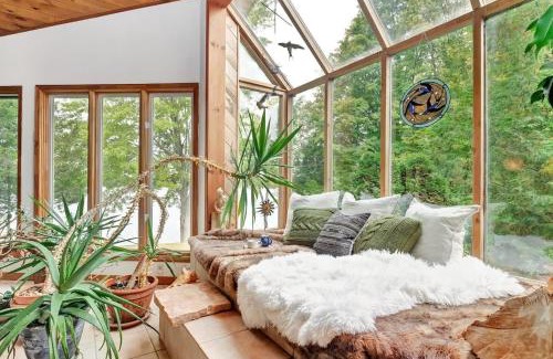 Leeds and the Thousand Islands House | Stunning waterfront escape with European flair