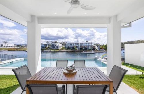 Helensvale House | Stunning waterfront family home with pontoon newly
