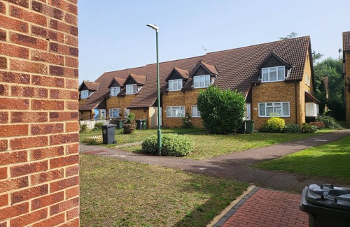 Dartford Apartment | Stunning Well Decorated 1bed Apartment in Dartford