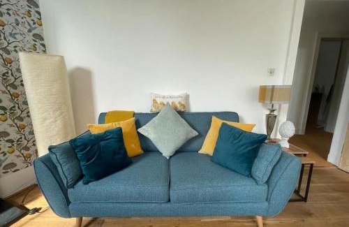 Glasgow Westend Apartment | Stunning West End Flat!