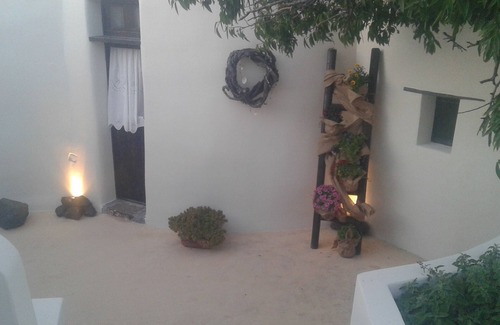 Emporio House | stunning windmill villa