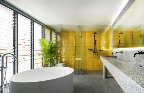 Khlong Ton Sai Hotel | Stupid Stay
