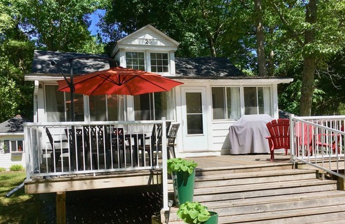 Fenelon Falls Cottage | Sturgeon Point Cottage on Sturgeon Lake