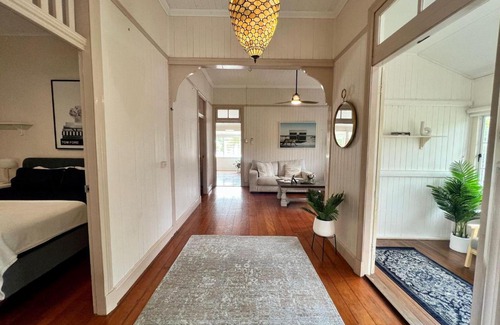 Hermit Park Apartment | Sturges Street 22 - Unit 1