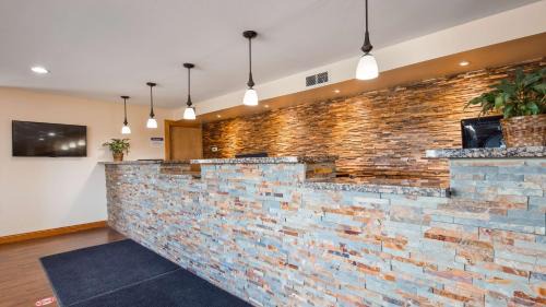Sturgis Hotel | Sturgis Lodge and Suites