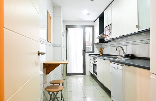 Legazpi Apartment | Style and Comfort in Delicias Apartment