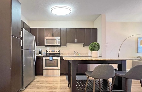 Carver City - Lincoln Gardens Apartment | Style & Comfort in Central Tampa, Near Everything