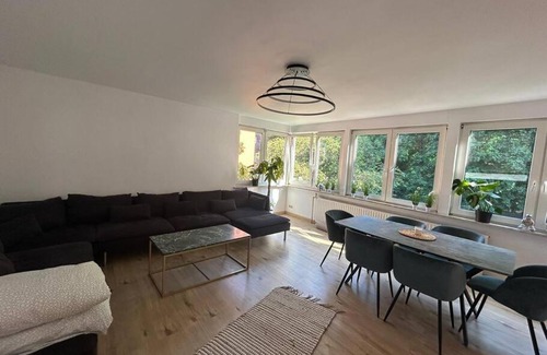 Norderstedt Apartment | Stylisches Apartment am Airport