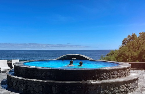 Calheta House | Stylish 1 Bedroom Stone House With Sea View In São Jorge, Azores (Belo Malandro)