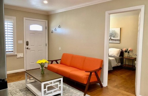 Castro Valley Apartment | Stylish 1-Bedroom/Eden/Kaiser/Wifi/Washer/Dryer