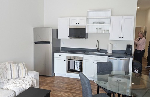 Elizabethtown Apartment | Stylish 1-Bedroom Apartment with New Furnishings Near Etown College