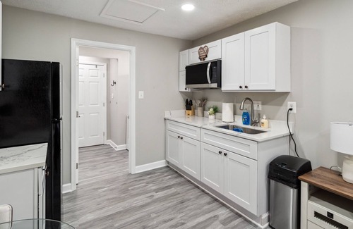 Hanover House | Stylish 1BD/1BA Duplex Centrally Located! Near BWI/NSA/FT Meade/BAL TO DC
