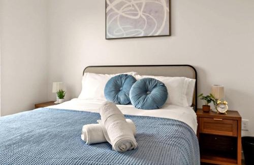 Downtown Minneapolis Apartment | Stylish 1Bd In Heart of Minneapolis, Minutes From Minneapolis Convention Center & US Bank Arena
