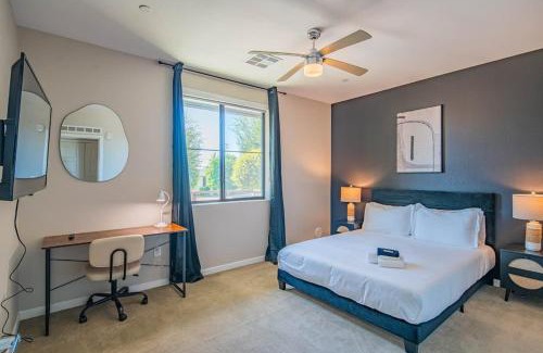 Orange Heights Apartment | Stylish 1BR Uptown Biltmore Gym Pool Parking WD