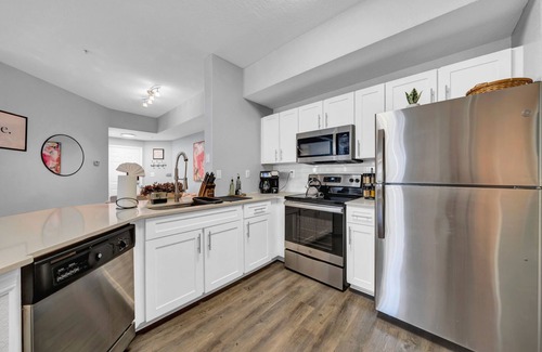 Countryway Apartment | Stylish 2-Bed/2-Bath Tampa Apartment: Comfort Meets Convenience for Corporate Travelers