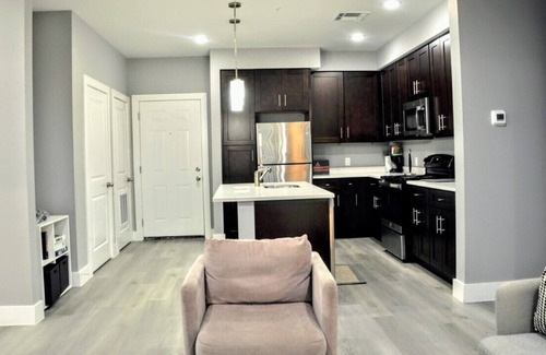 Sealy Apartment | Stylish 2 bed/2bath in Sealy with Pool